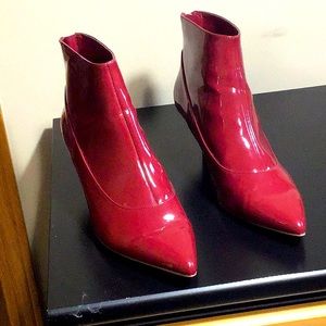 Halston Heritage boots patent leather  red